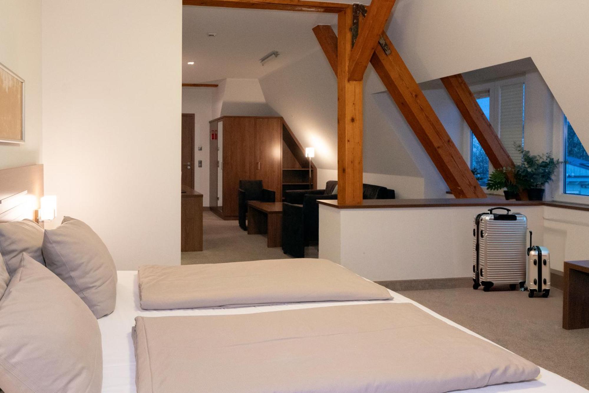 Hotel Bruehlerhoehe Erfurt Extérieur photo