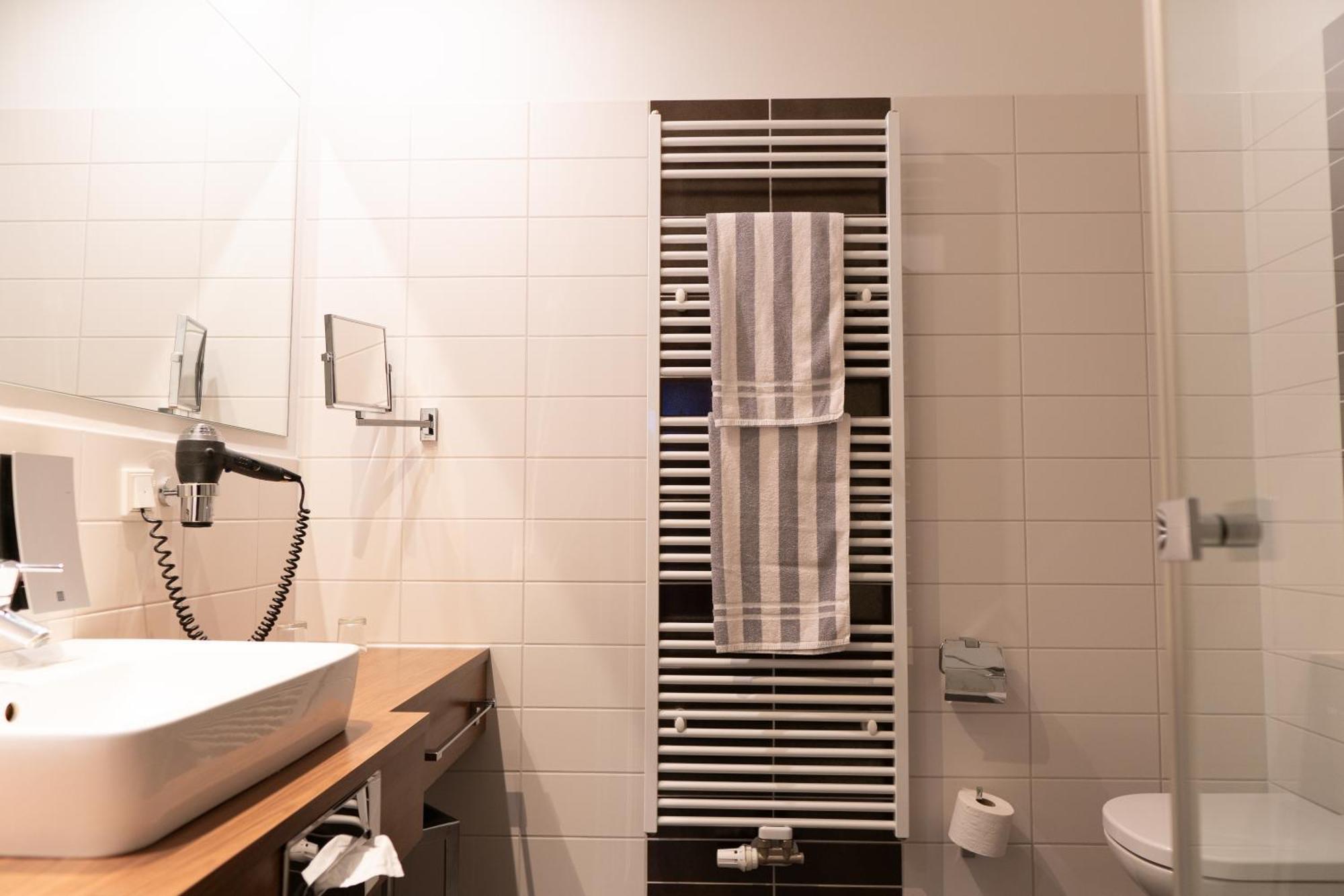 Hotel Bruehlerhoehe Erfurt Extérieur photo